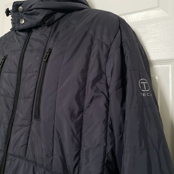 Tumi Tech Puffer Coat Quilted Hooded Polyester Pockets Black Mens XL - Picture 2 of 14